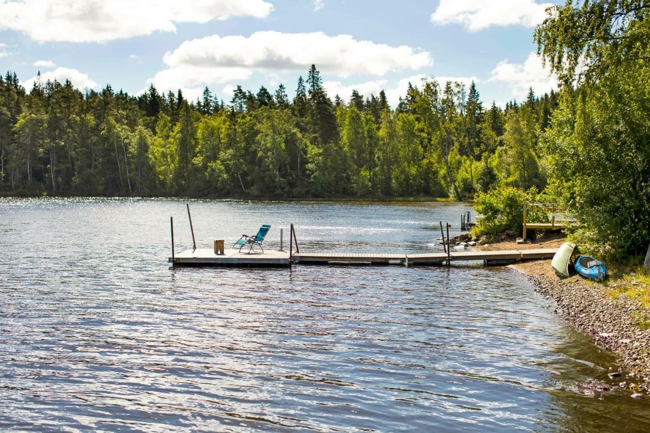 Holiday Lakefront House Bjorkoby Exterior photo